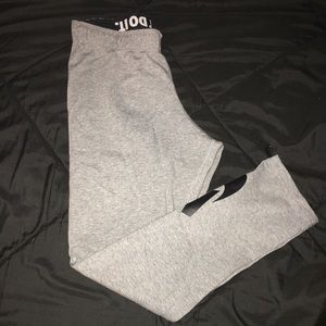 NIKE cropped grey leggings